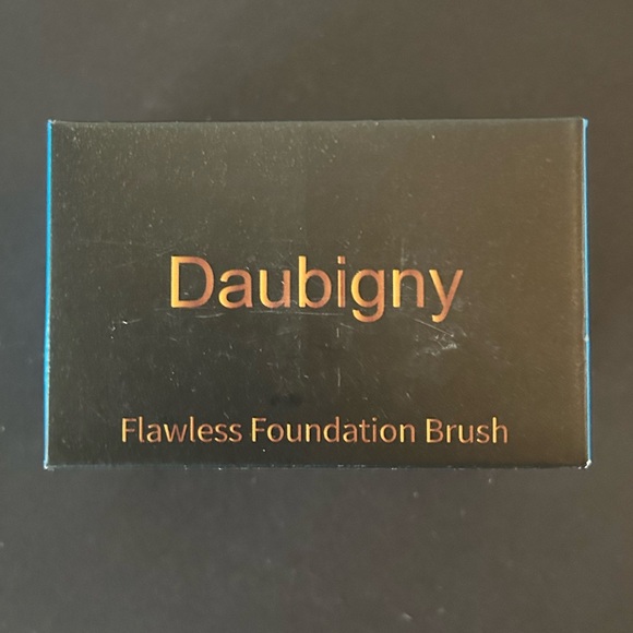 Daubigny - Flawless Foundation Brush - Picture 2 of 4